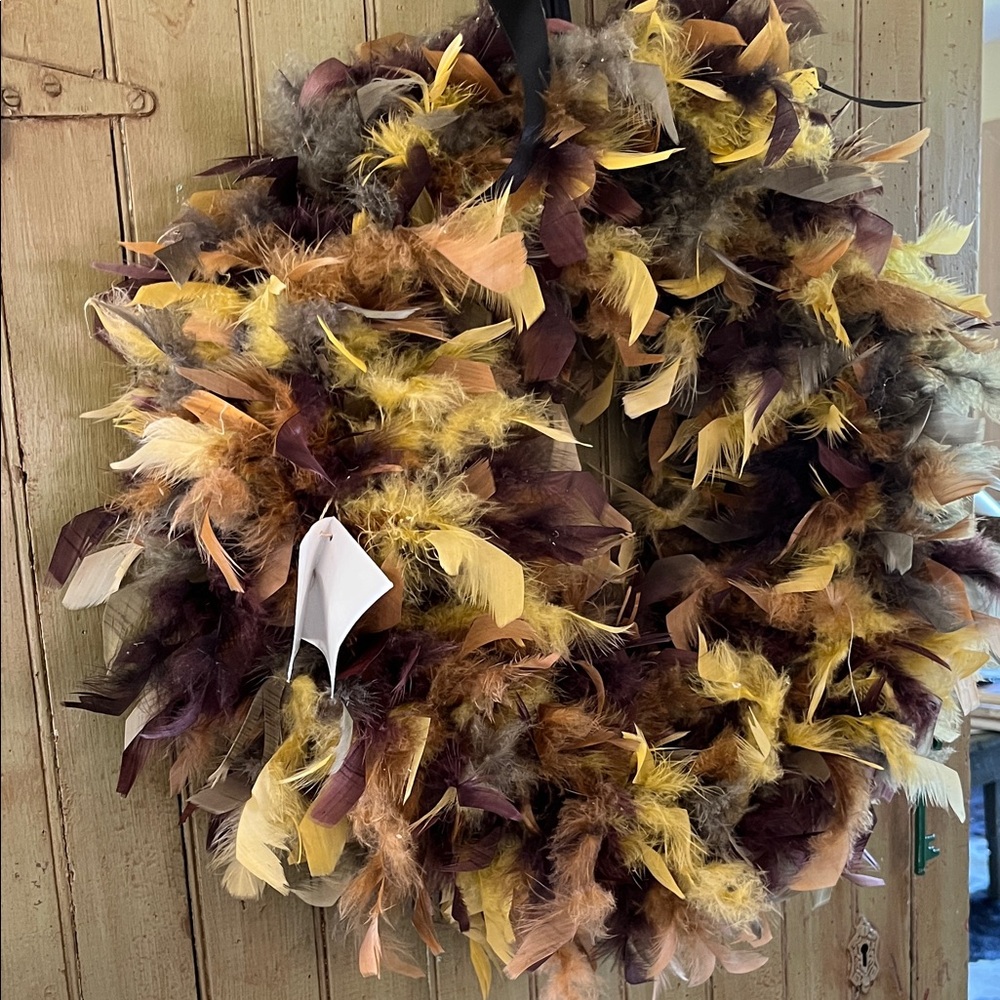 KATHRYN CLARKE Large Feather Wreath - Picture 3 of 12